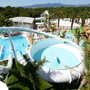La Baume La Palmeraie Camping